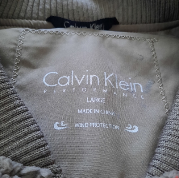 Calvin Klein gray sherpa vest - Picture 7 of 10